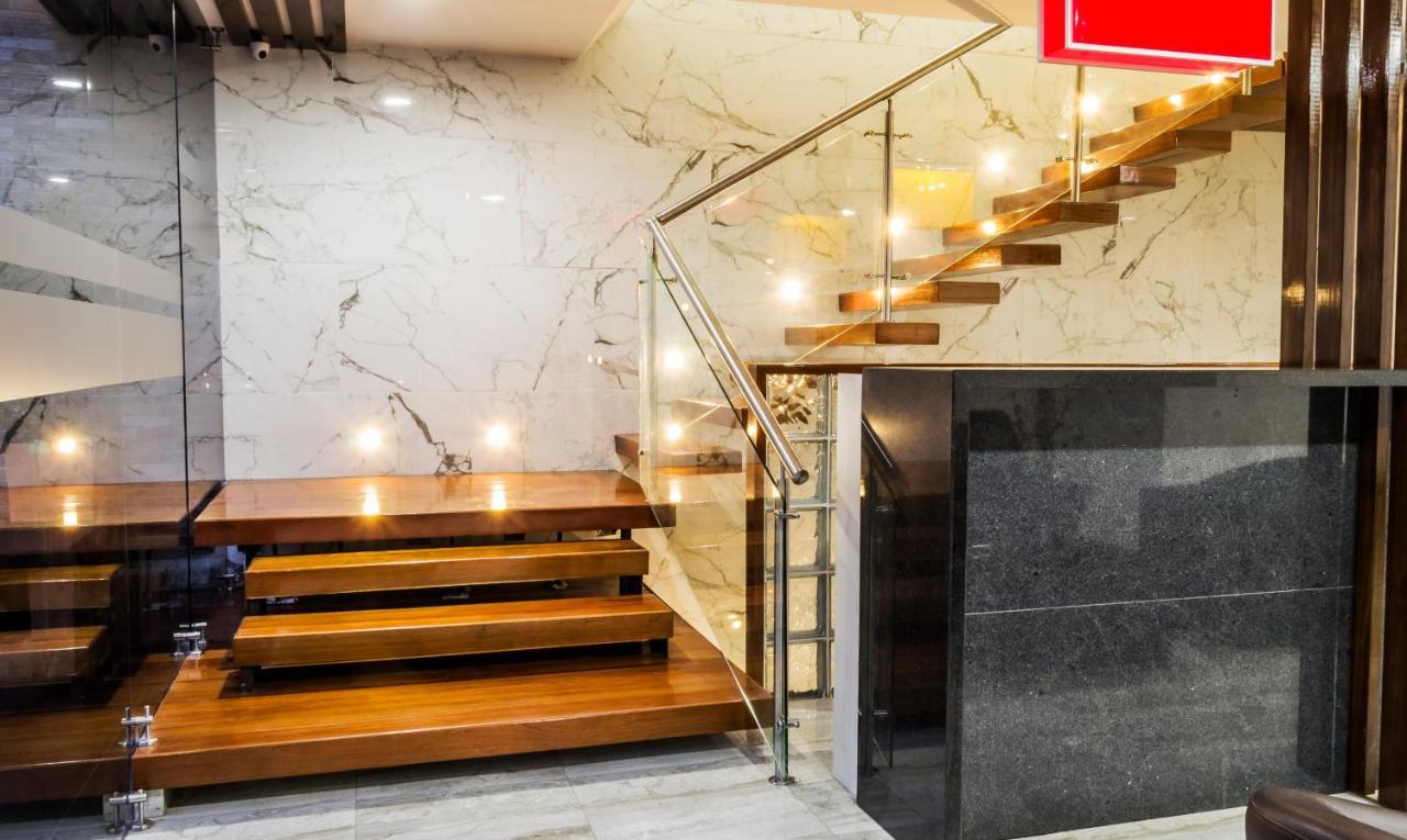Hotel Regency Boutique La Feria Богота Екстер'єр фото